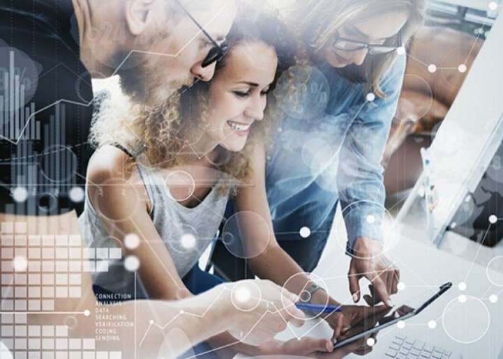 Immagine decorativa con elementi grafici digitali sovrapposti.