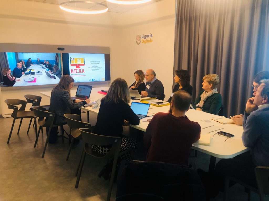 Docenti in riunione durante la presentazione del progetto A.TE.N.A. con videoconferenza.