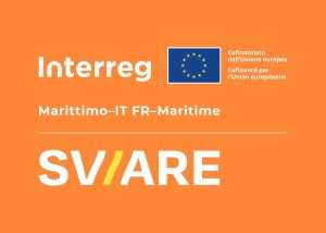 Logo del progetto Interreg “SV/ARE” su sfondo arancione con riferimento all’Unione Europea.