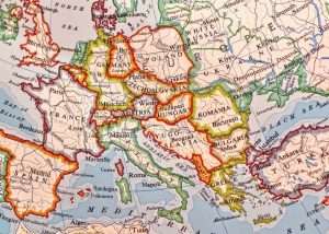 Cartina geografica dell’Europa con confini e nomi dei Paesi.